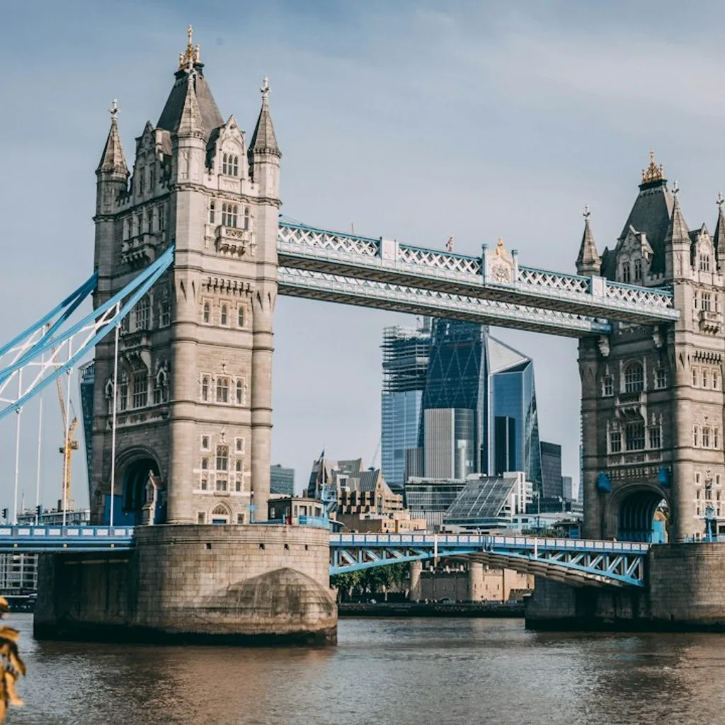 London Audio Tour: Royals, Relics, Victoria