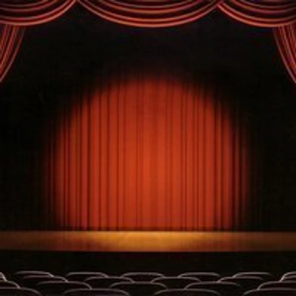 Songs from the Shows by Candlelight (8pm) at Actors Church (St Paul's Covent Garden)