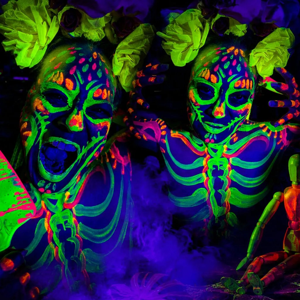 Halloween Special! Neon Naked Life Drawing at Toulouse Lautrec Jazz Club