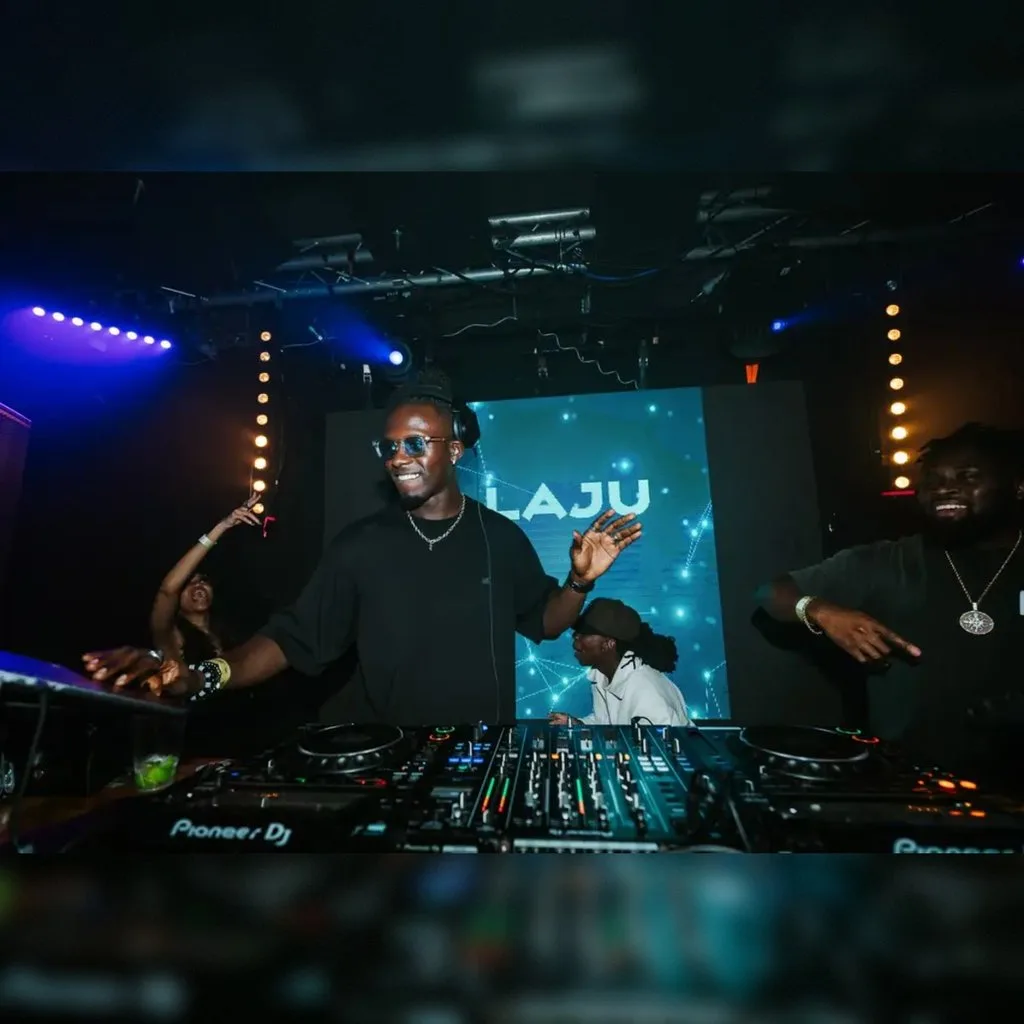 LAJU - Juls & Larizzle