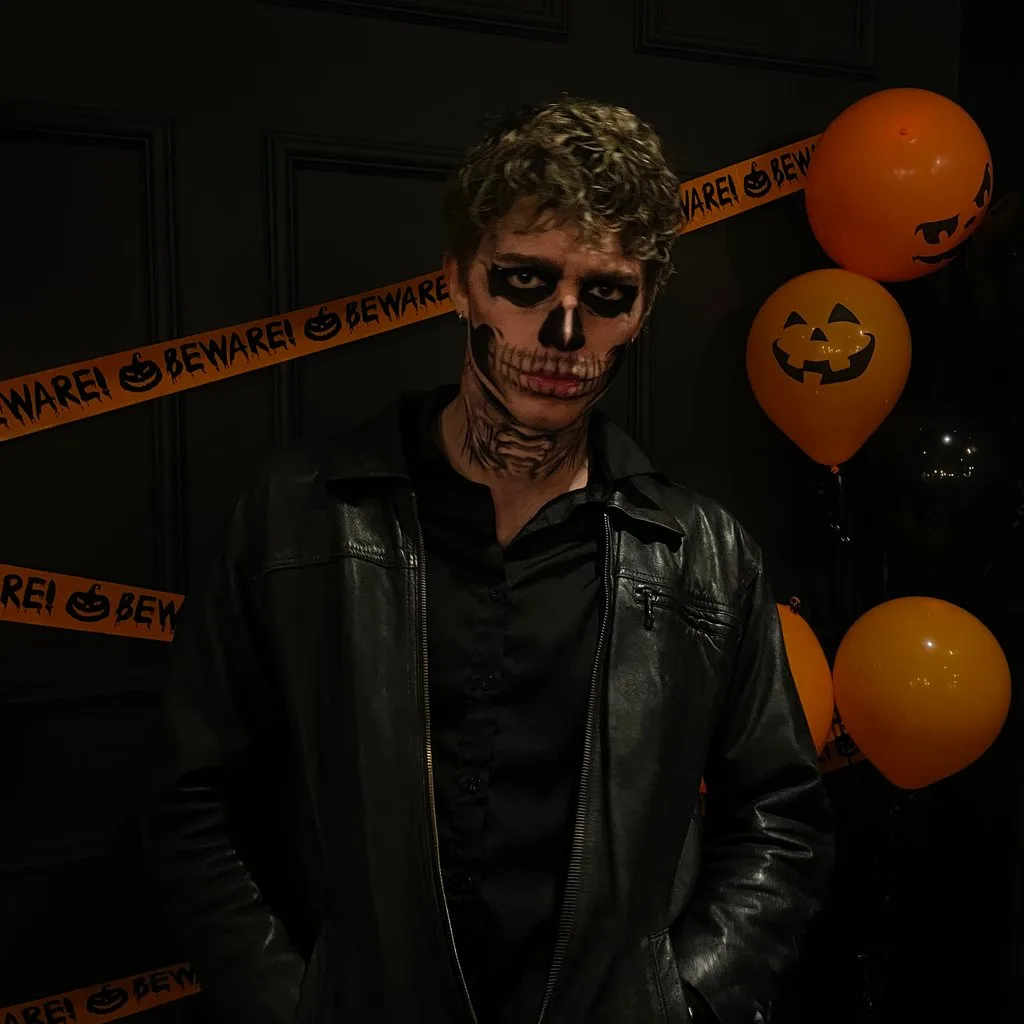 Pour Decisions: Haunted House