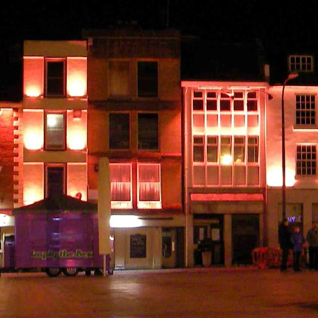 Northampton Audio Tour: Clicking and Closing
