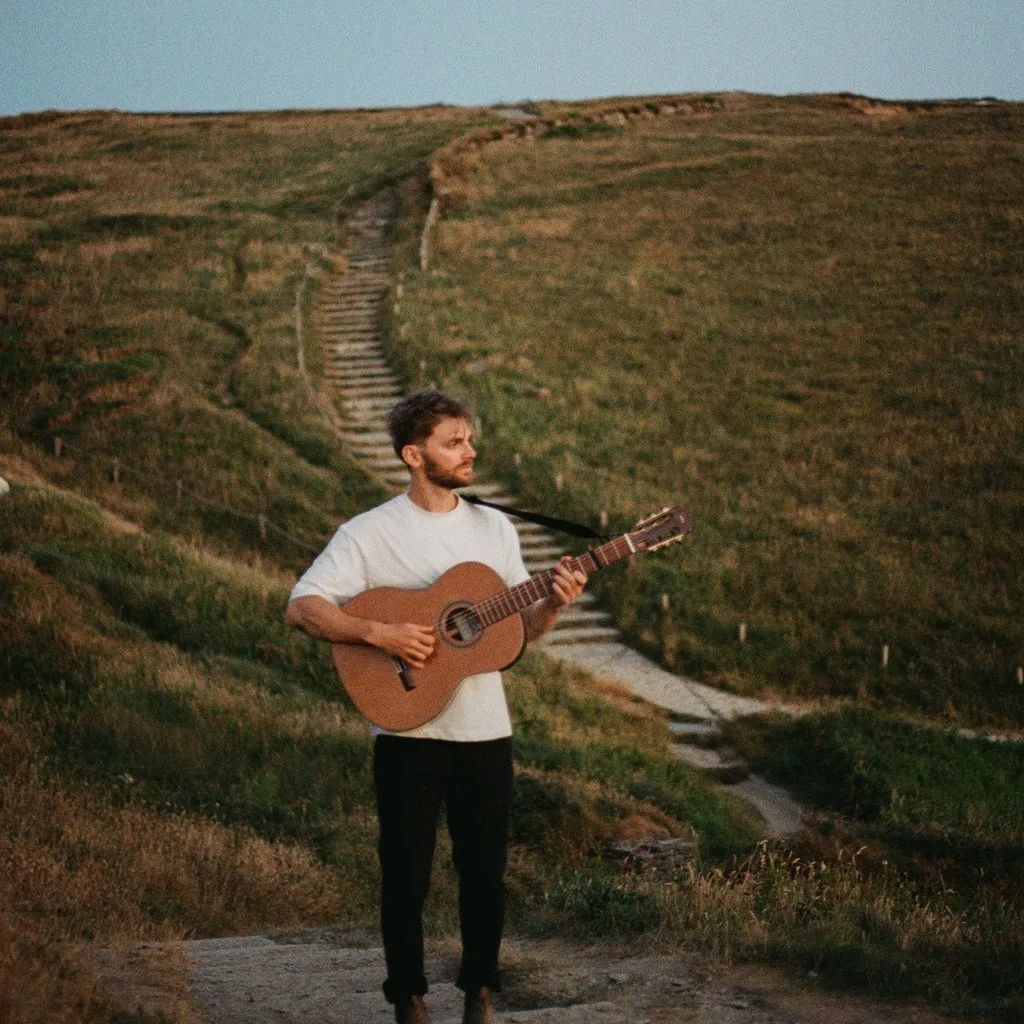 Ollie Dixon + Fare + Roan, live at The Folklore Rooms - Brighton at The Folklore Rooms
