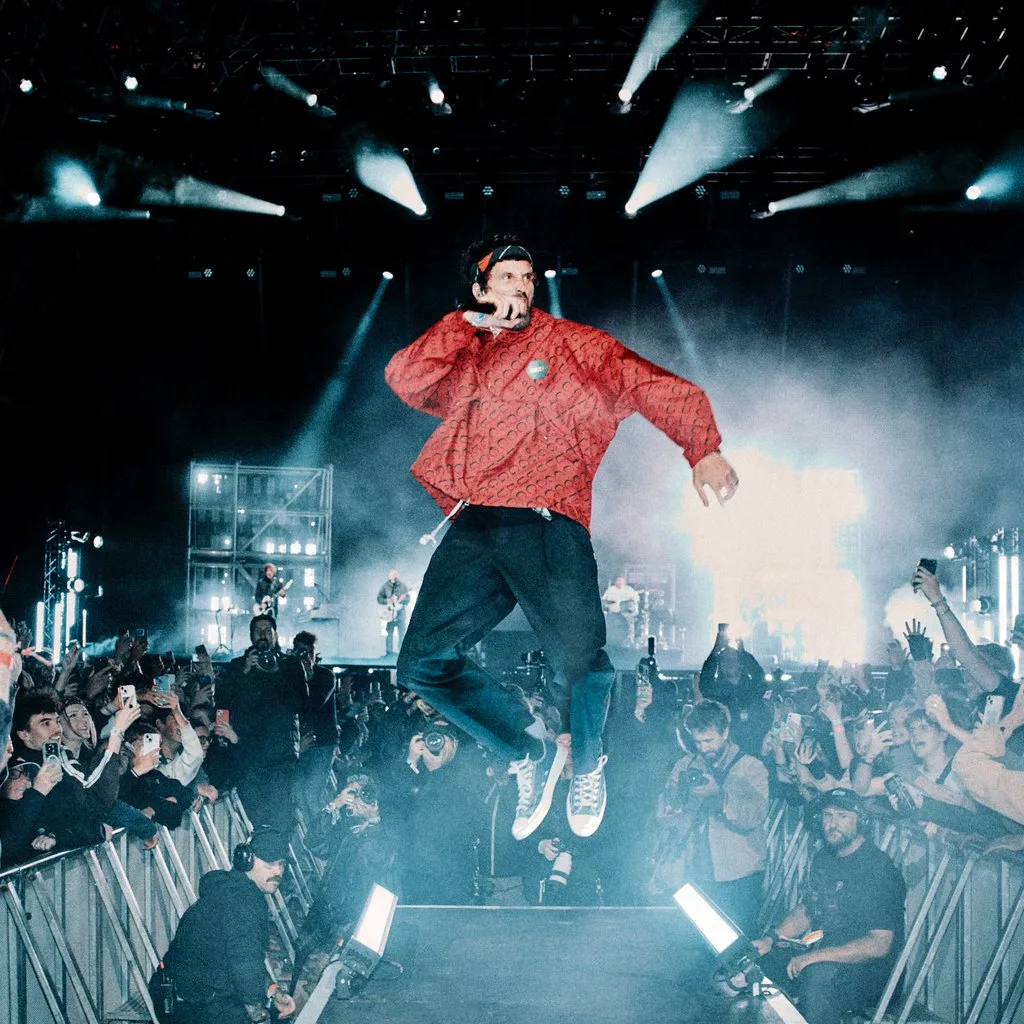 Kasabian: Live Performance