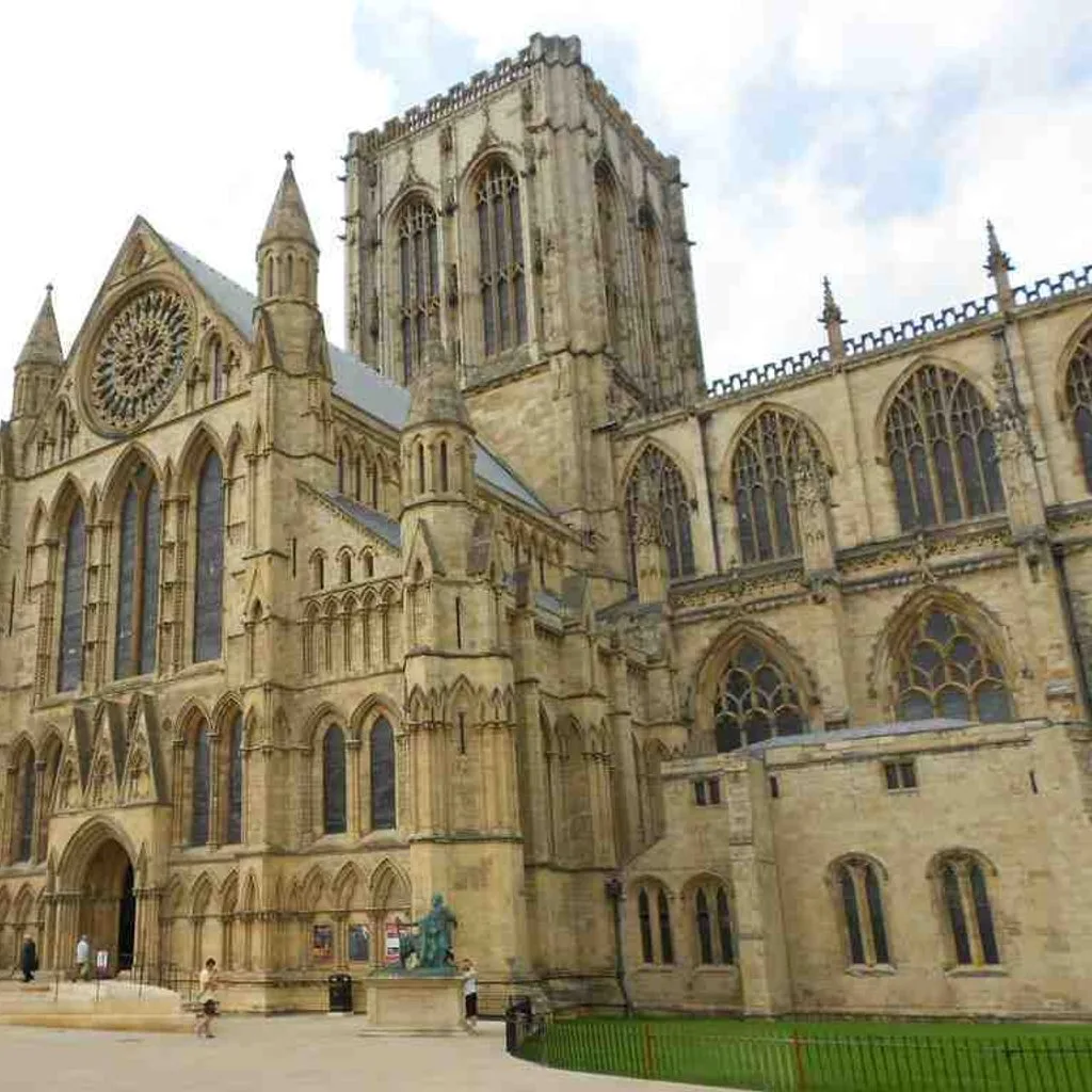 York Audio Tour: Bishophill Echoes-Minsters, Markets & Mysteries