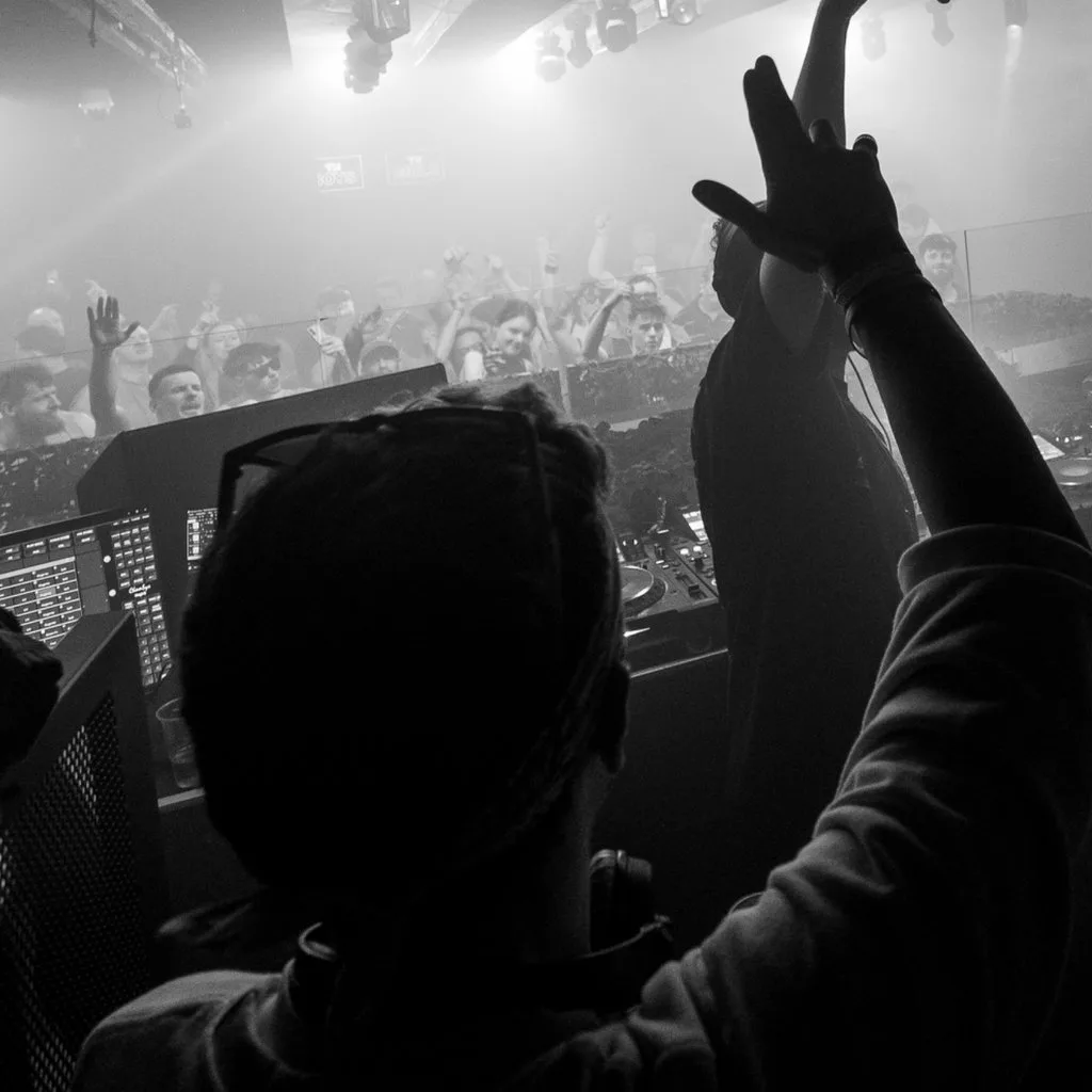 HOOKED X DISTINCT PRESENTS WHO'S NXT? w/ ***** + More at Secret Vault Nottingham