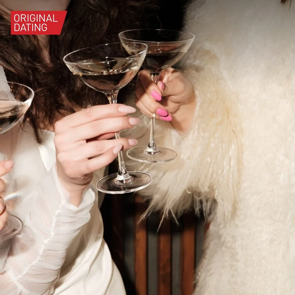 Lesbian Speed Dating in Central London @ Revolve - YOTEL | 20s-40s