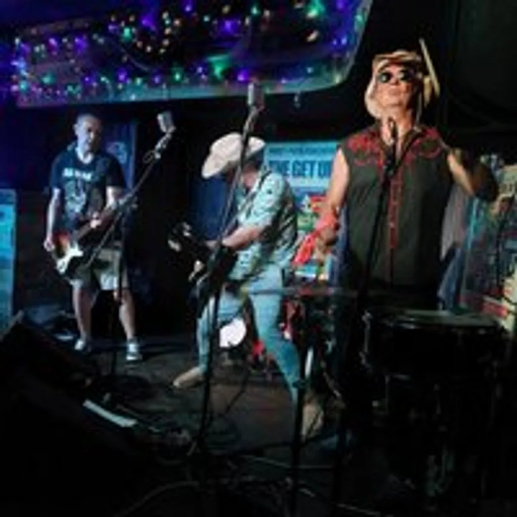 The Outriders - Live @ Billy's at Billy Bootleggers Bar