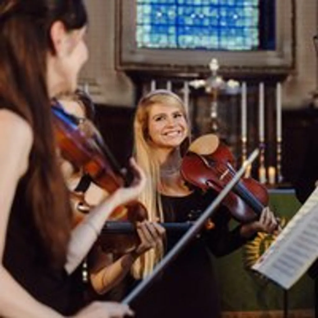 Rachmaninov Piano Concerto and Nutcracker Suite by Candlelight at St James Piccadilly