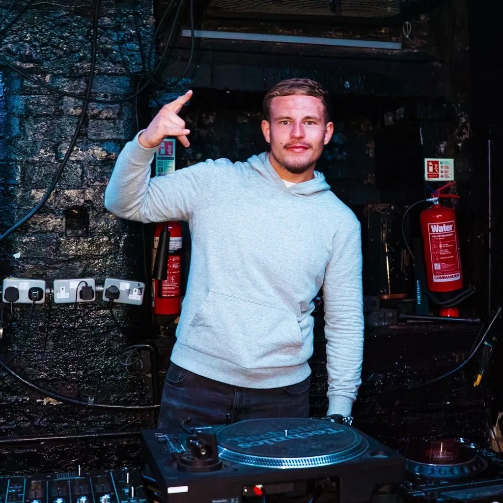 Cinco Shades: Josh Pace (All Night Long) at Joshua Brooks