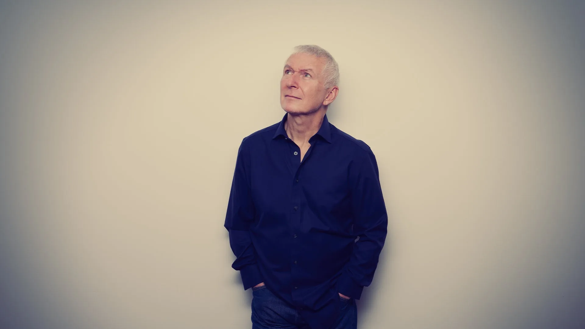 Danny Bowes: Under Pressure