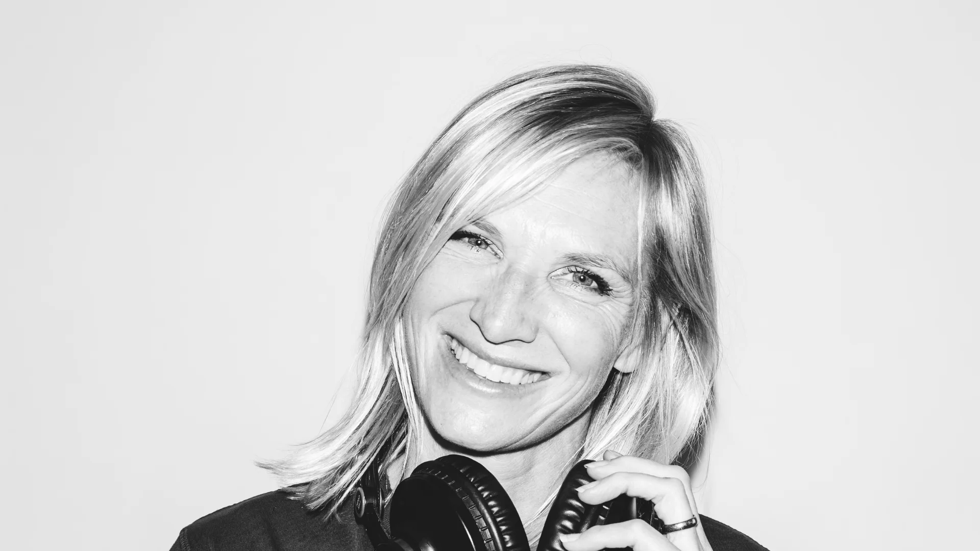 Jo Whiley's 90s Anthems