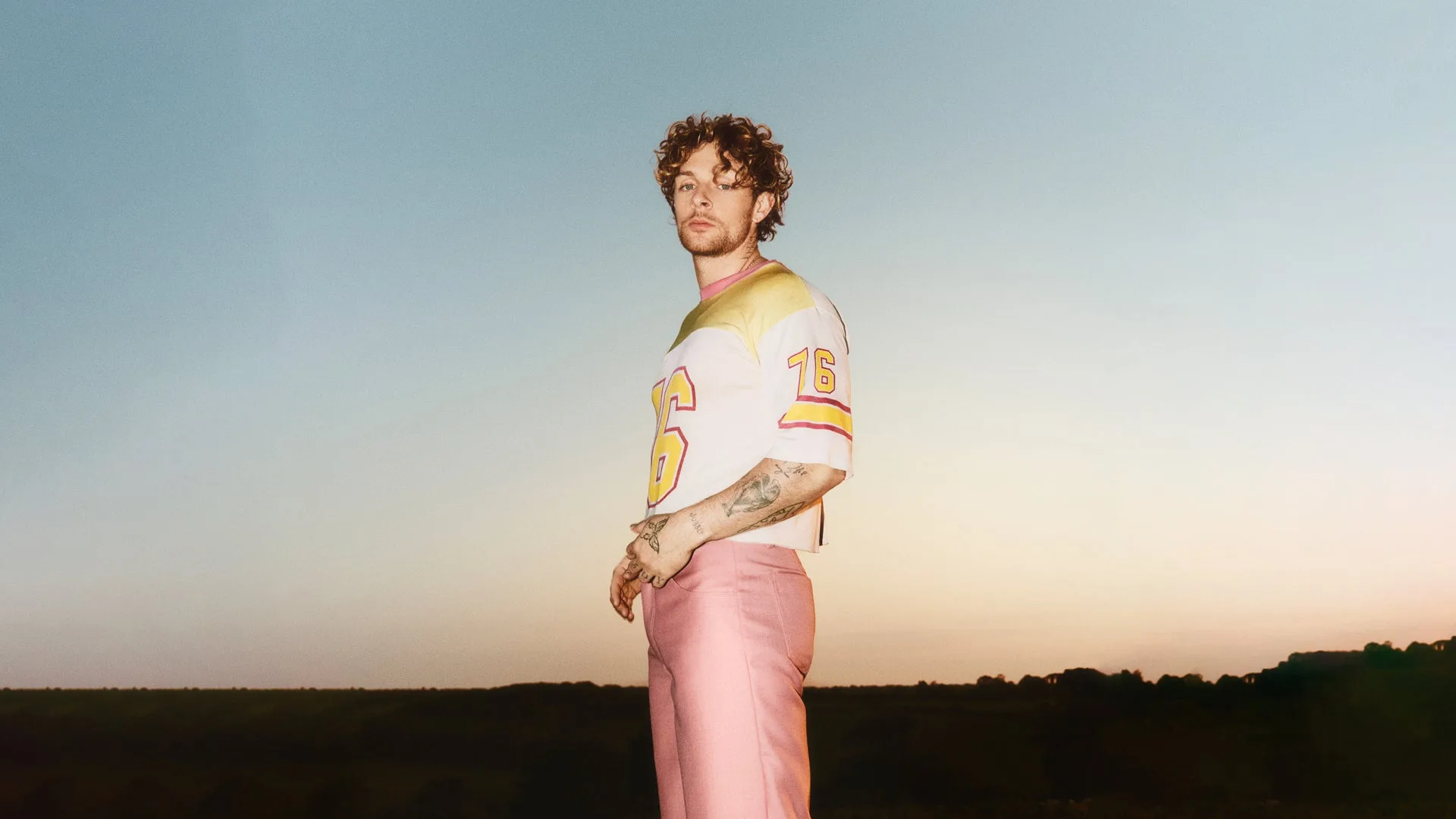 Tom Grennan at York Racecourse
