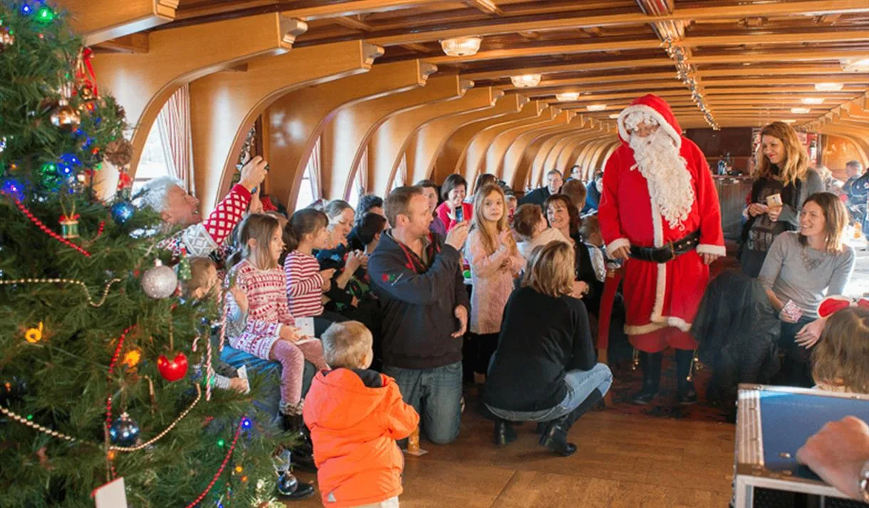 Hobbs of Henley Santa Cruise at Station Road