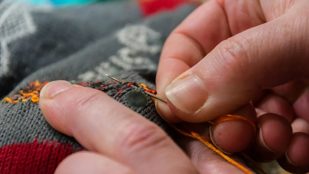 Clothes Repair Workshop at Ibrox Library