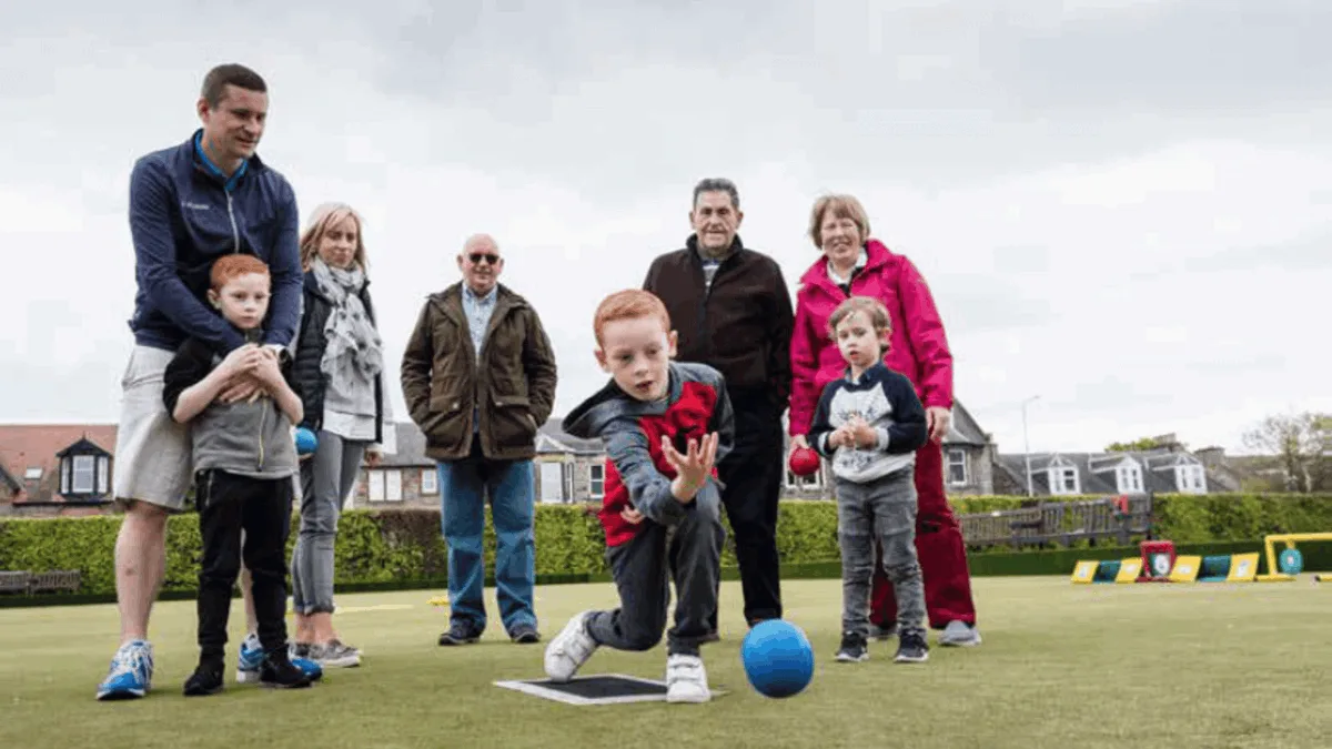 Pollokshaws Bowling Club: Come and Try Bowls Junior Bowls Camp at Pollokshaws Bowling Club