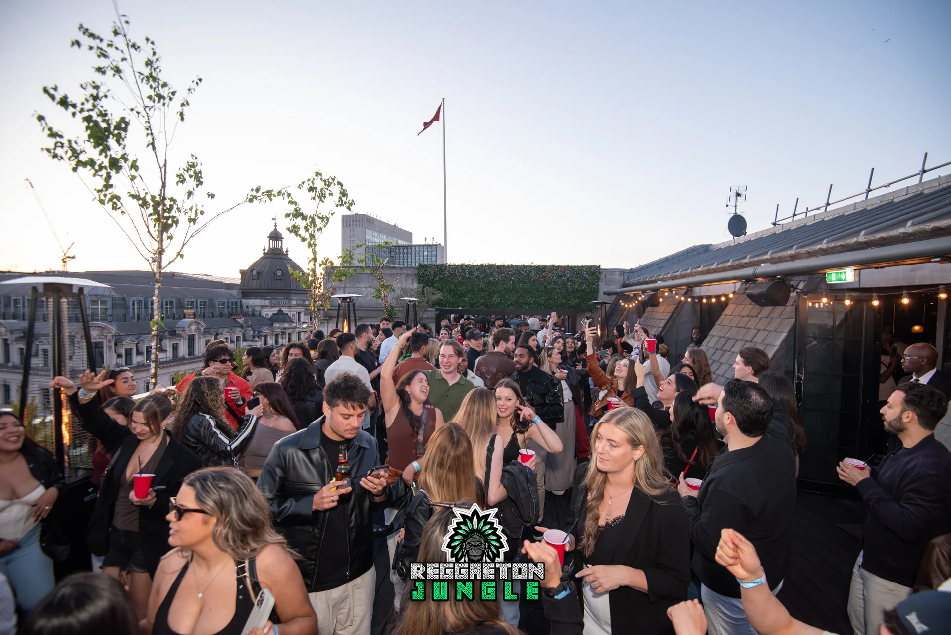 REGGAETONJUNGLE ROOFTOP at RAES