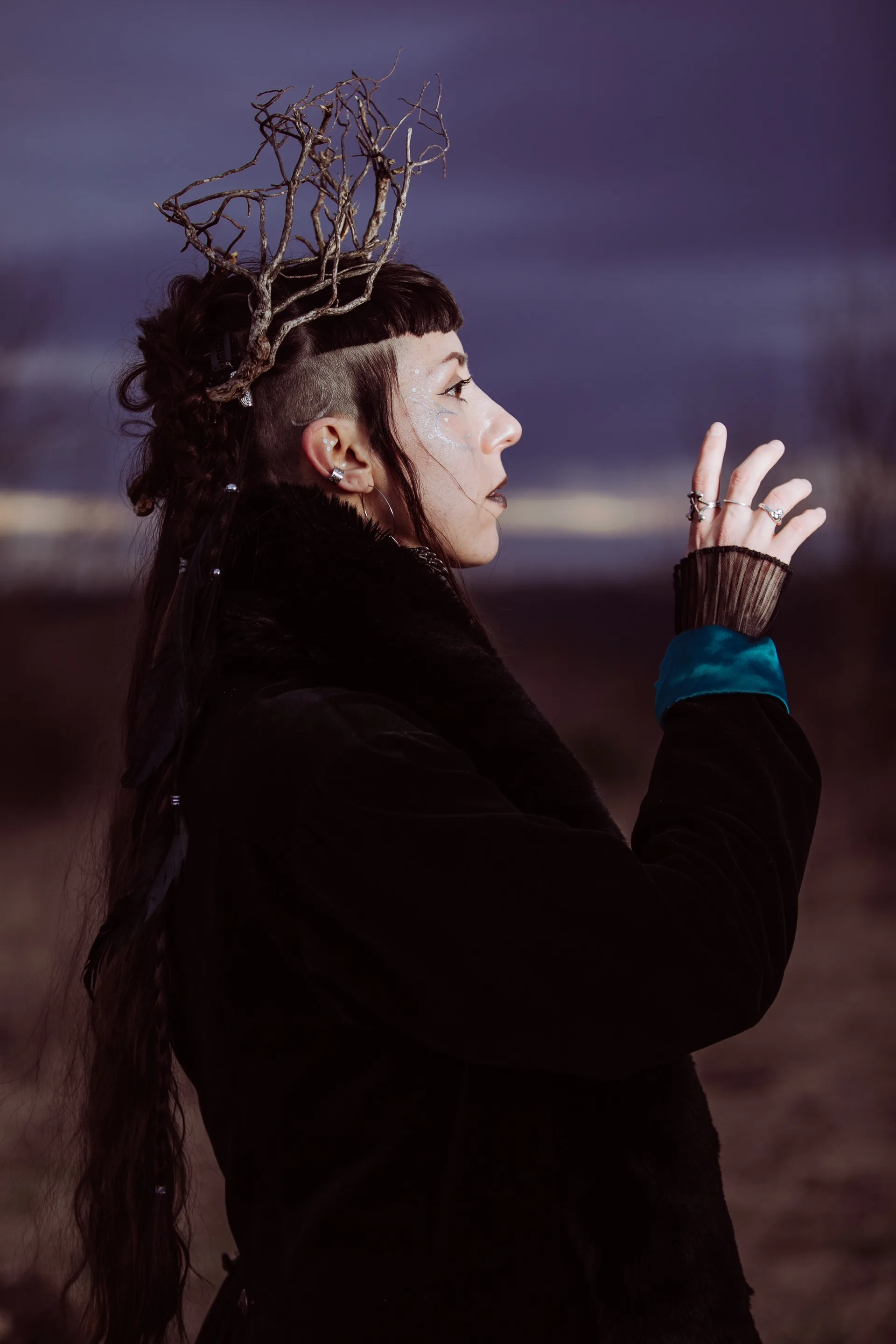 SHANNON PEARL / DIKAJEE at Toft House, Middlesbrough Little Theatre Club