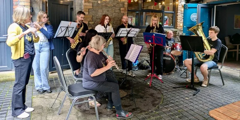 Broken Wind Gig