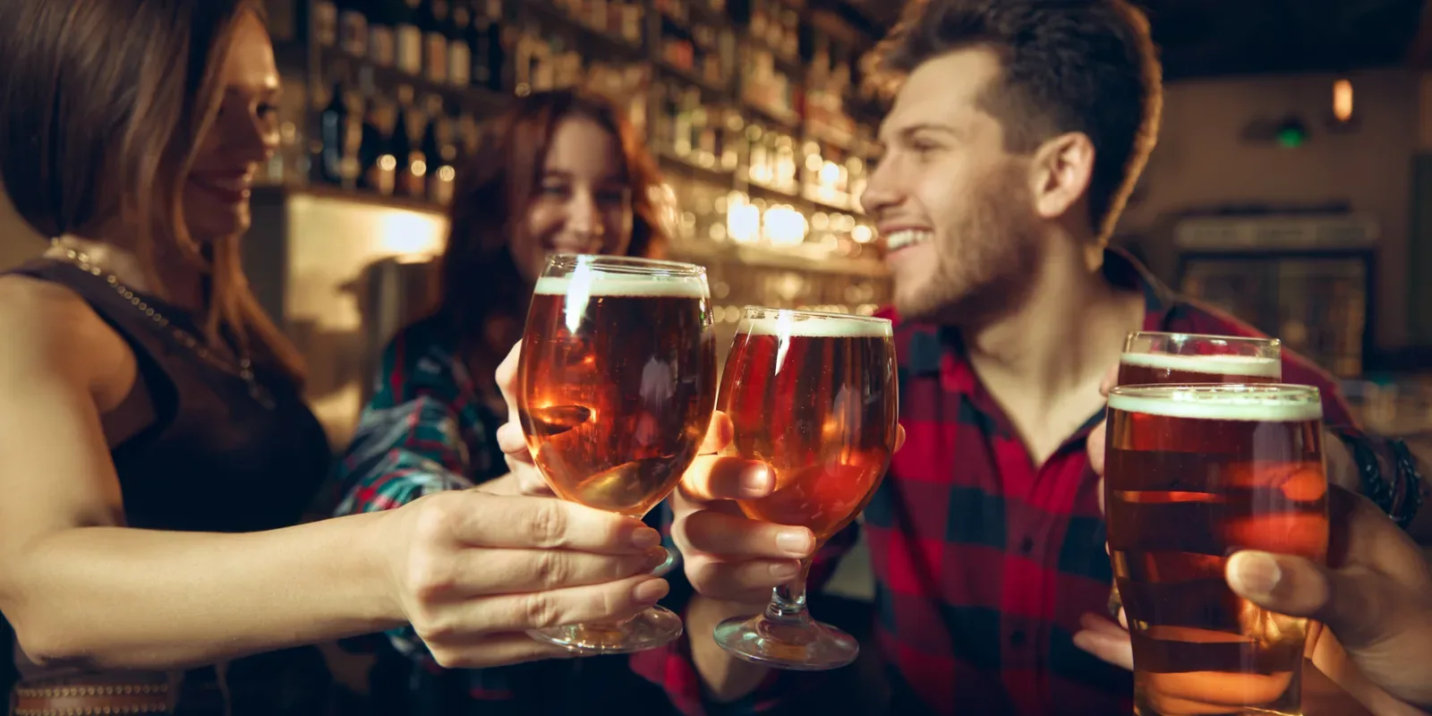 Saturday Night Singles Pub Crawl | 50+ Singles | Ages 23–45 at marketplace