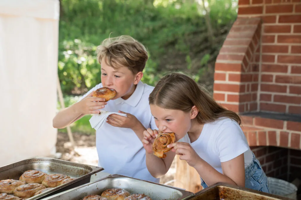 Family Baking: Spiced Apple Buns at Food Museum