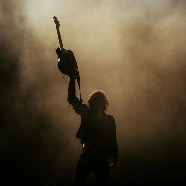 Catfishing the Bottlemen