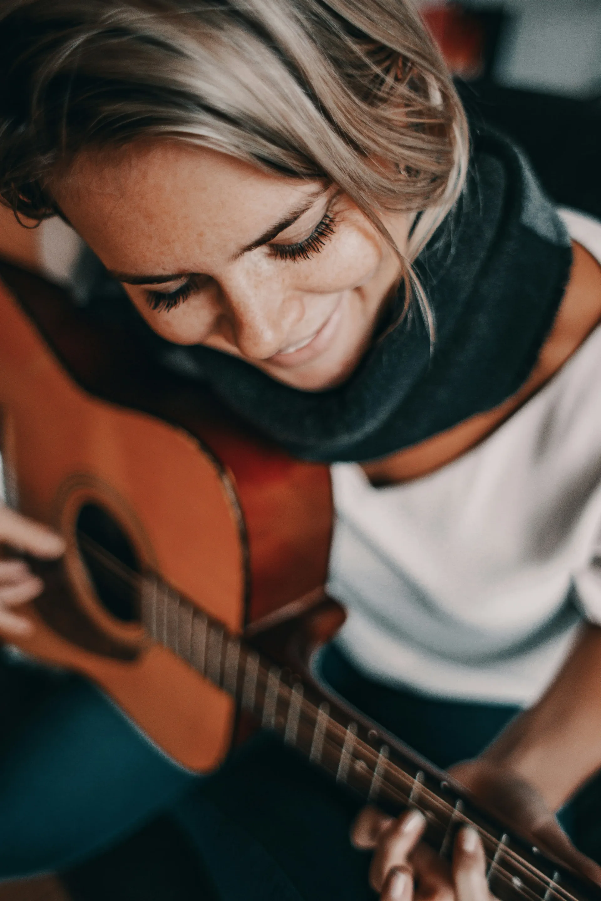 Sarah Buckley — Free Sligo Live Performance at Lyon’s Café