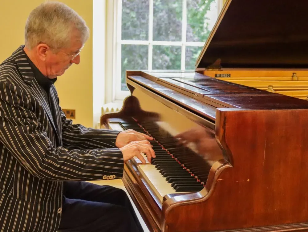 Stephen Hose Free Lunchtime Concerts
