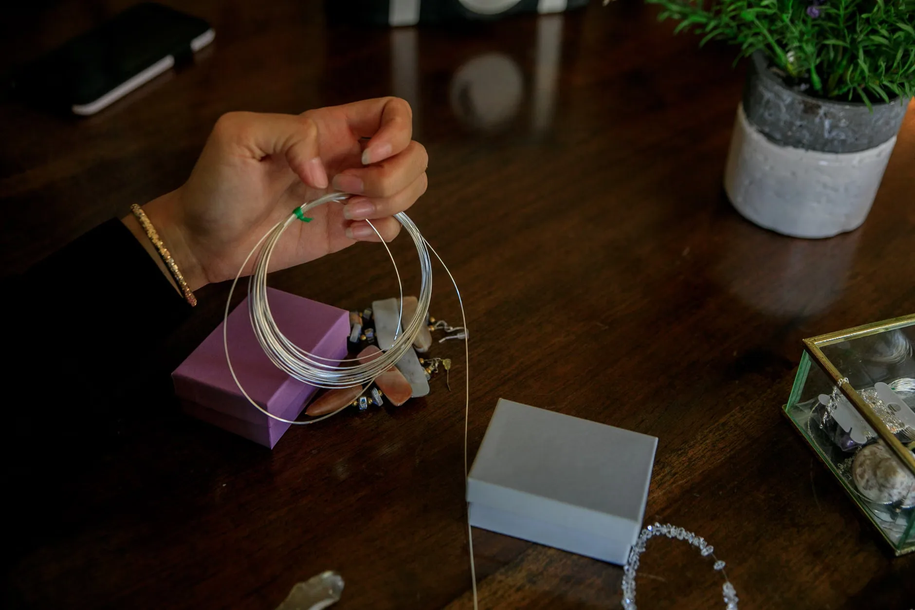 Dried Flower Resin Jewellery Workshop at Serica Arts & Crafts