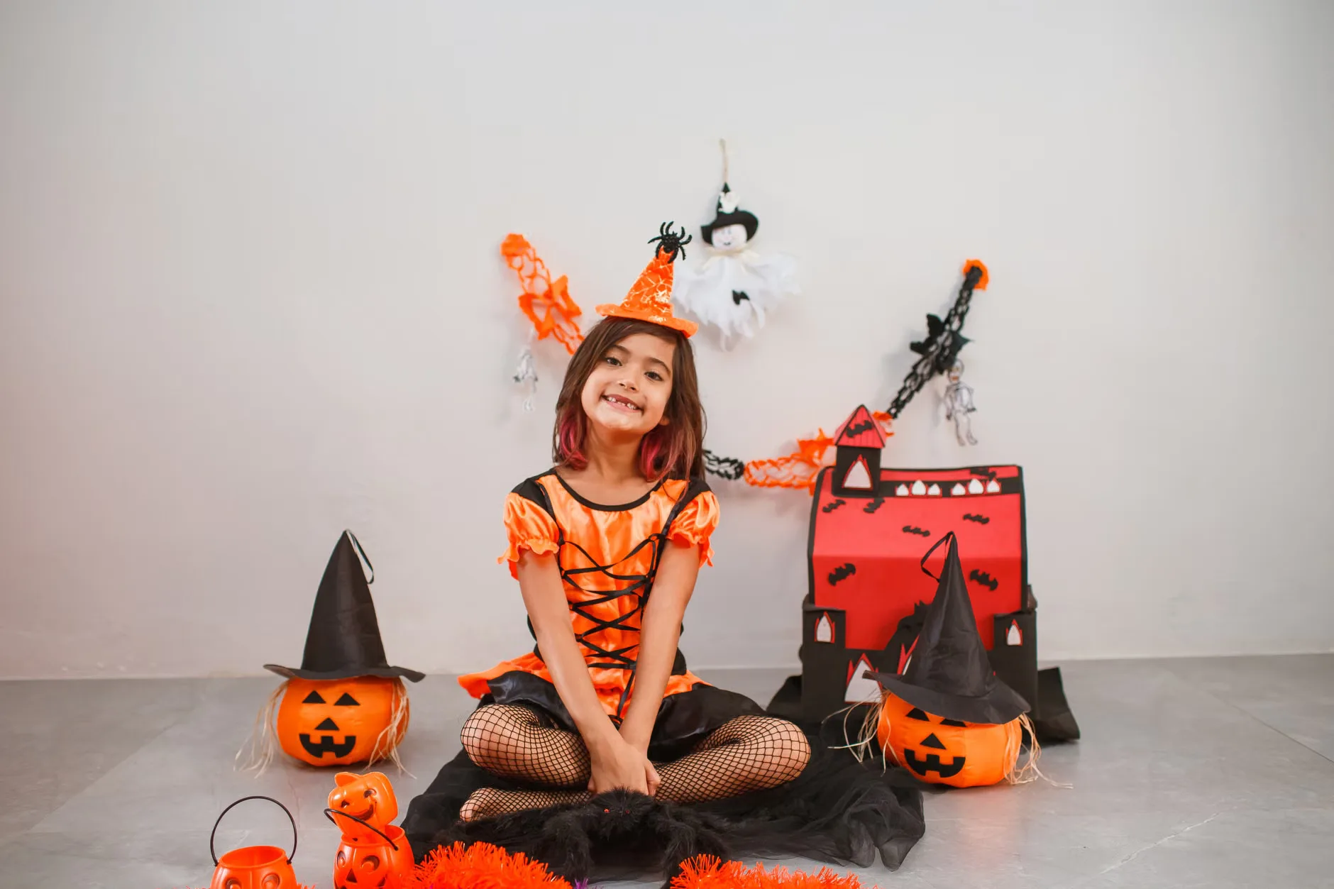 NEVERMIND HALLOWEEN: p-rallel, PROZAK, CASNOVA, AMY OS at Phonox