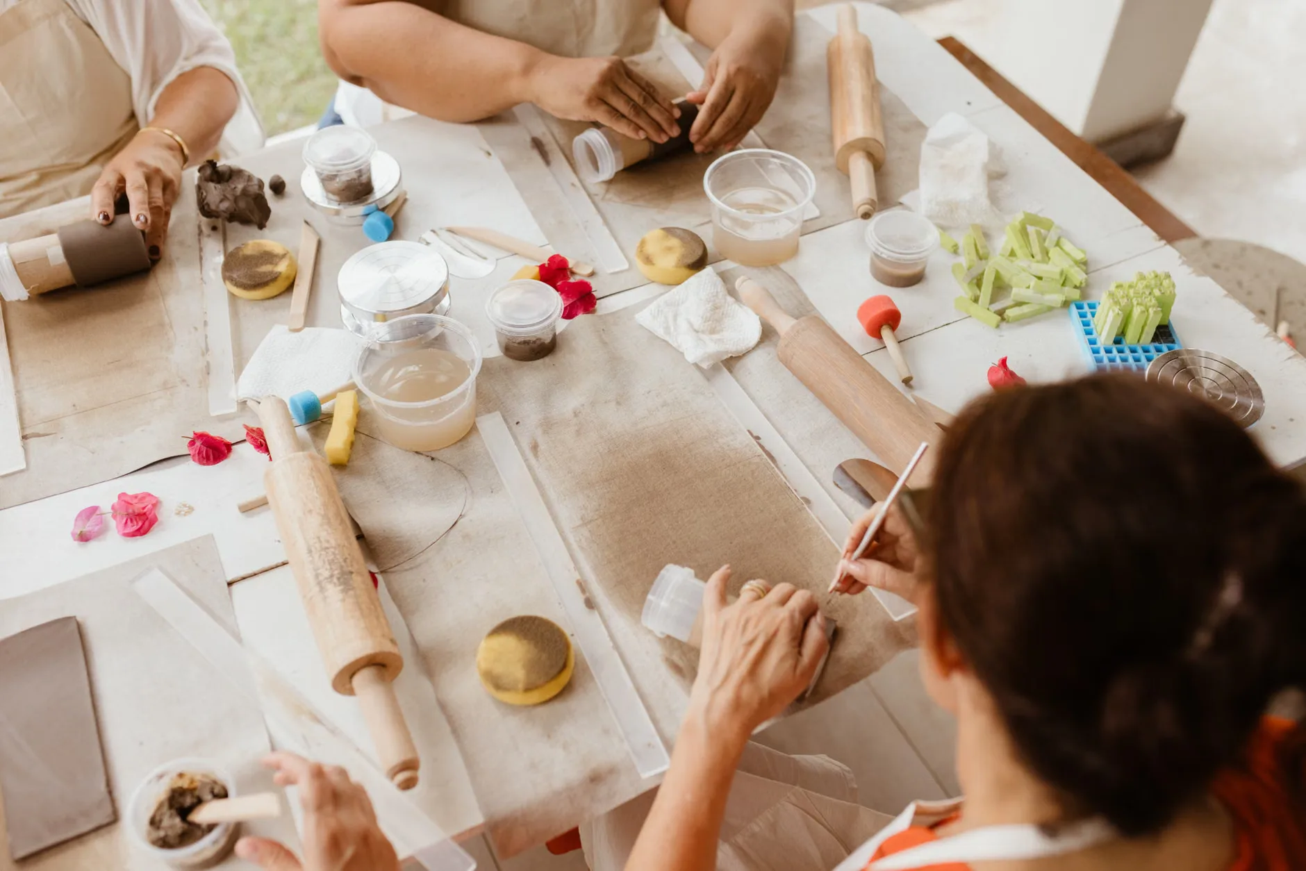 Writer’s Cafe – Every Tuesday & Thursday 3 – 5pm at 46 Robertson St