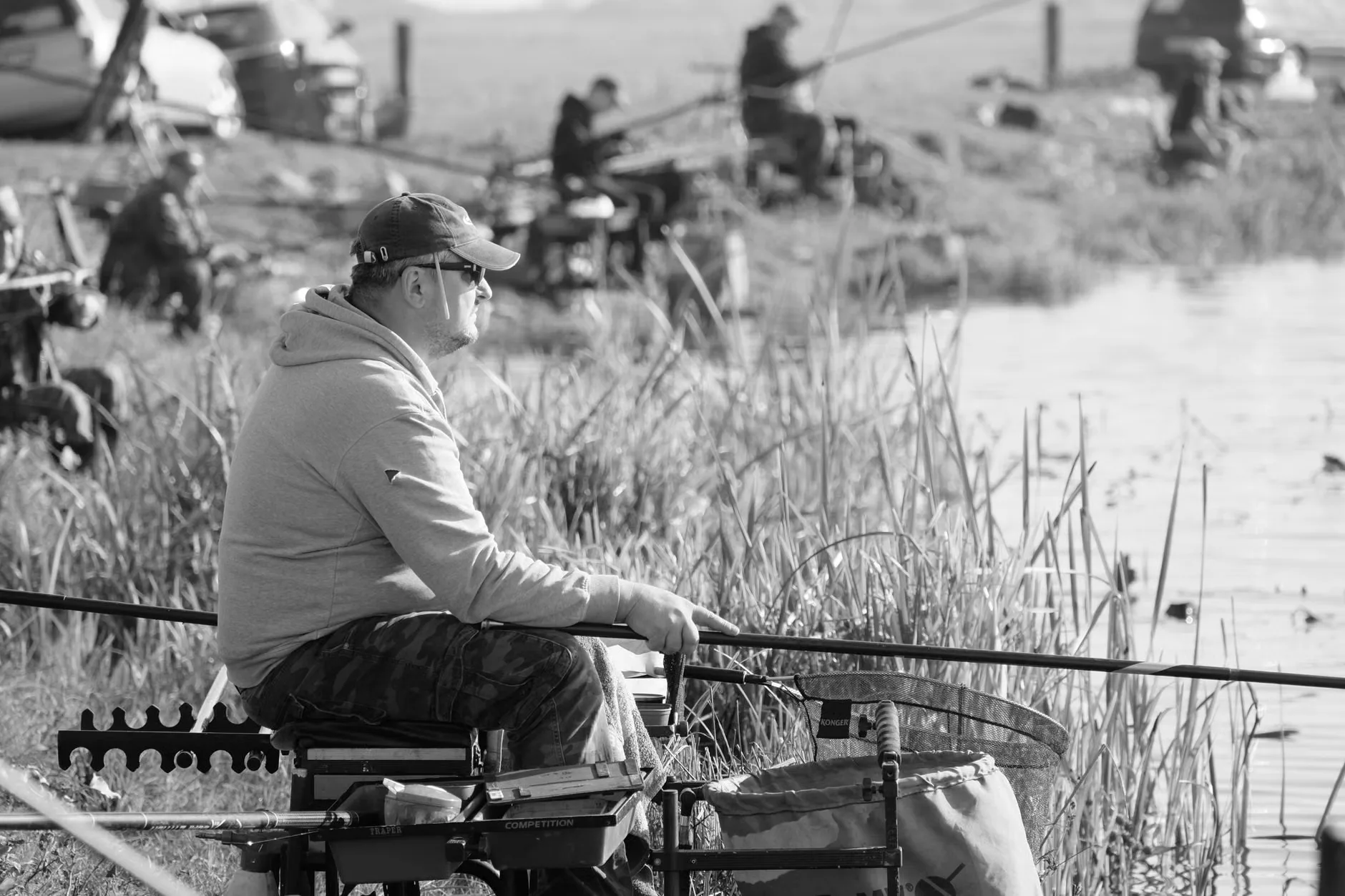 Free Junior Fishing Coaching | Highbridge Angling Association Juniors at Walrow Ponds