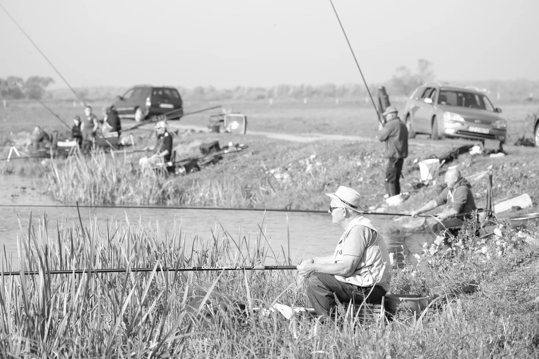Free Junior Fishing Coaching | Highbridge Angling Association Juniors at Walrow Ponds