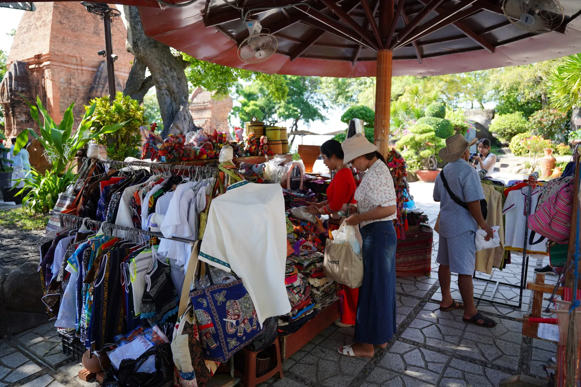 Helensburgh and Lomond Artisans Craft Fair
