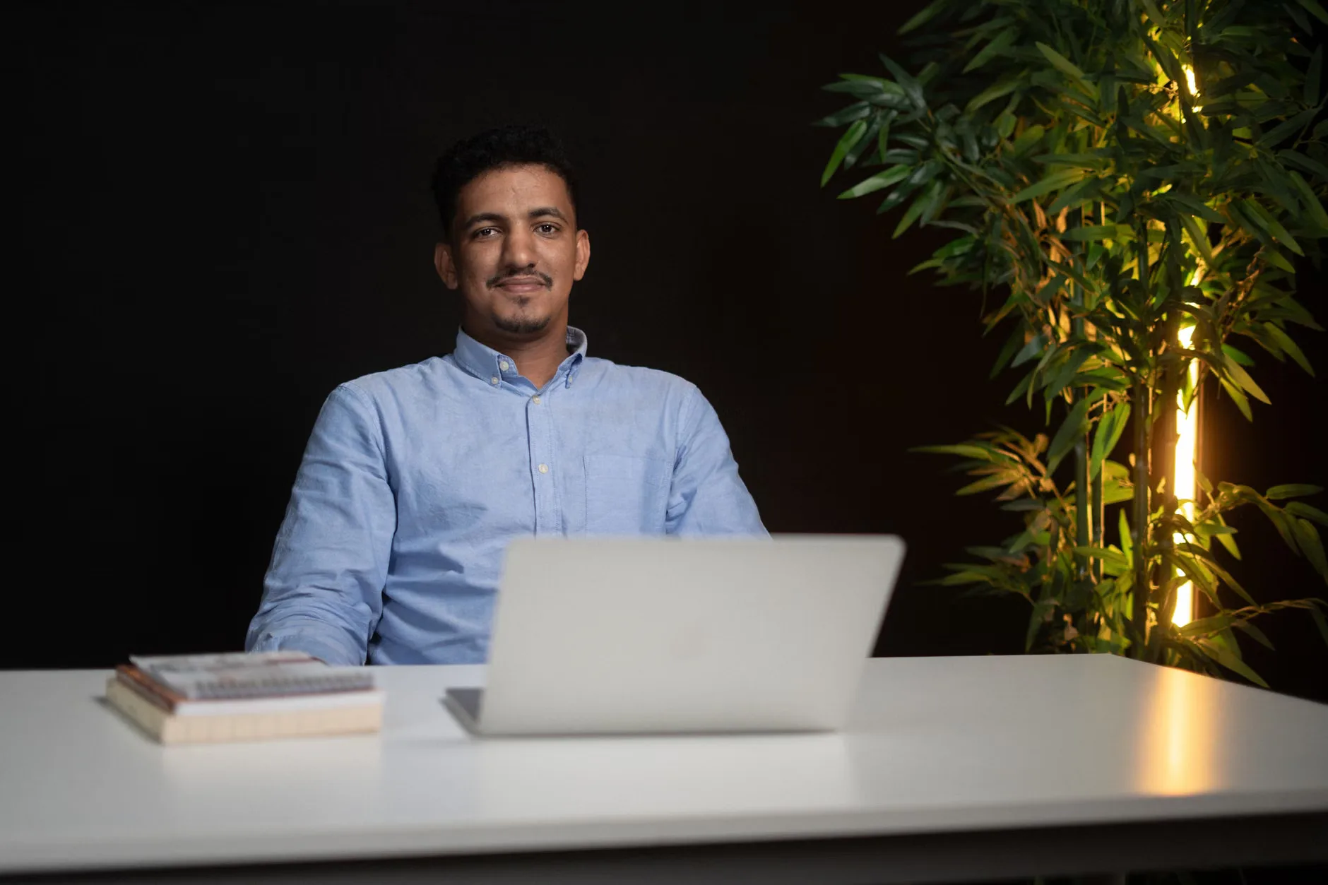 Hamza Yassin: My Life Behind the Lens at Shrewsbury Theatre Severn