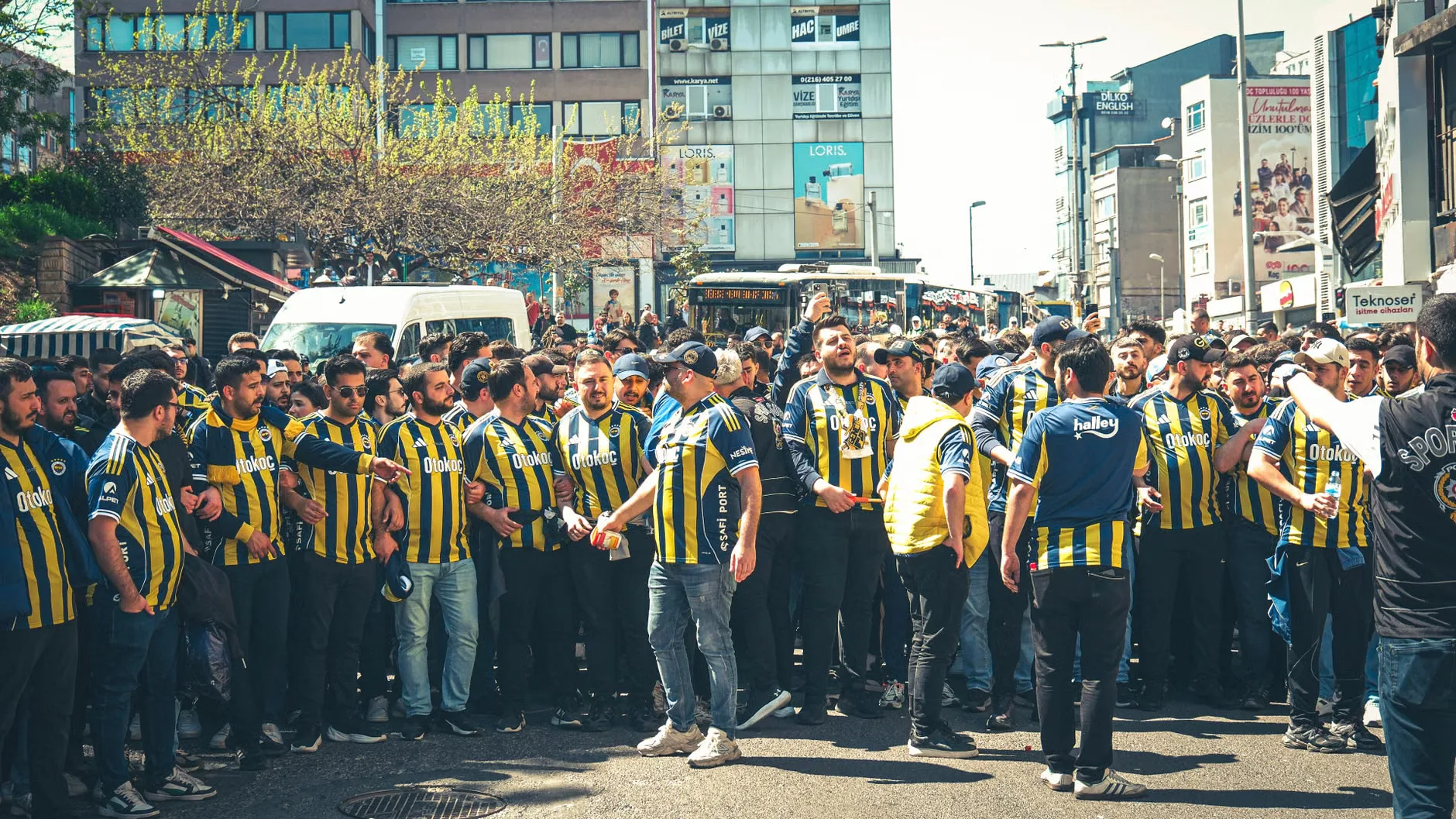 Aston Villa vs Brighton & Hove Albion at Villa Park