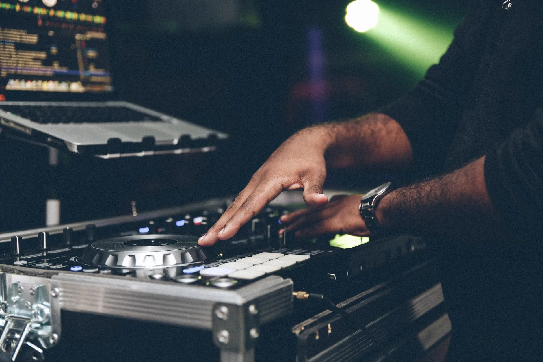 RARE Club Presents: TeeDee at LiveHouse