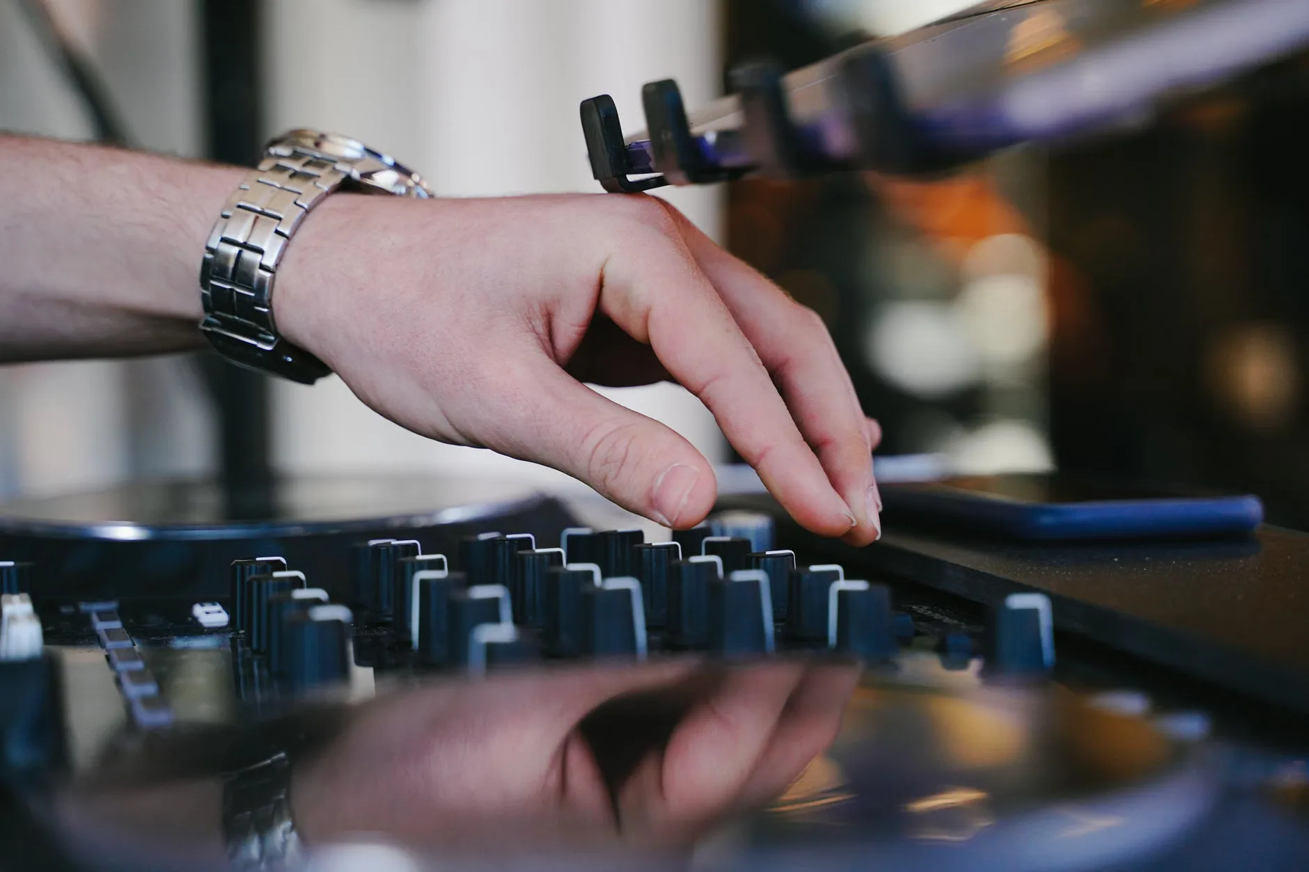 LIVE MUSIC - Busta Groove at Cantina, Torquay