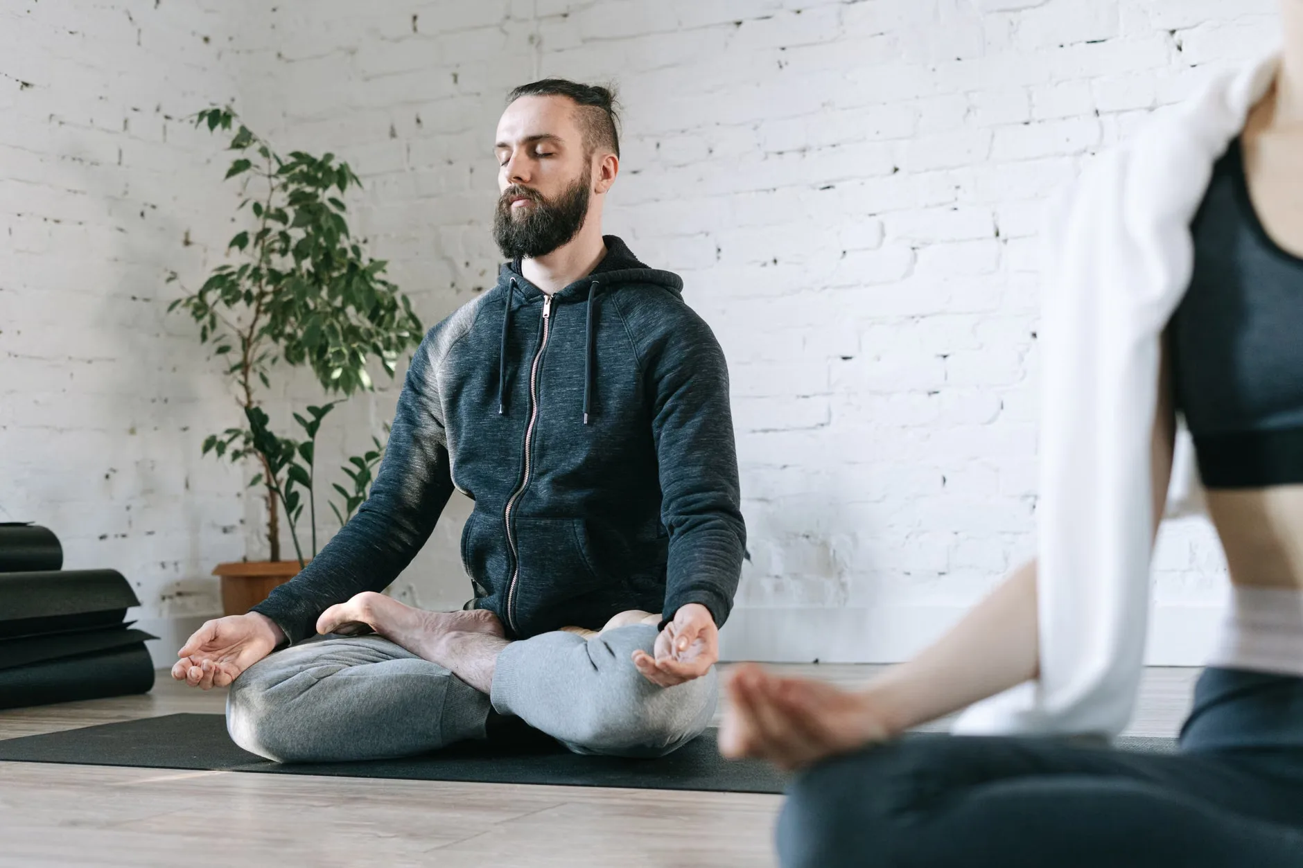 Out of Our Heads' a yoga workshop with a Rolfing perspective with Tara Fraser (BWY DCT, Advanced Rolfer) Devon at Moorhayes Community Centre