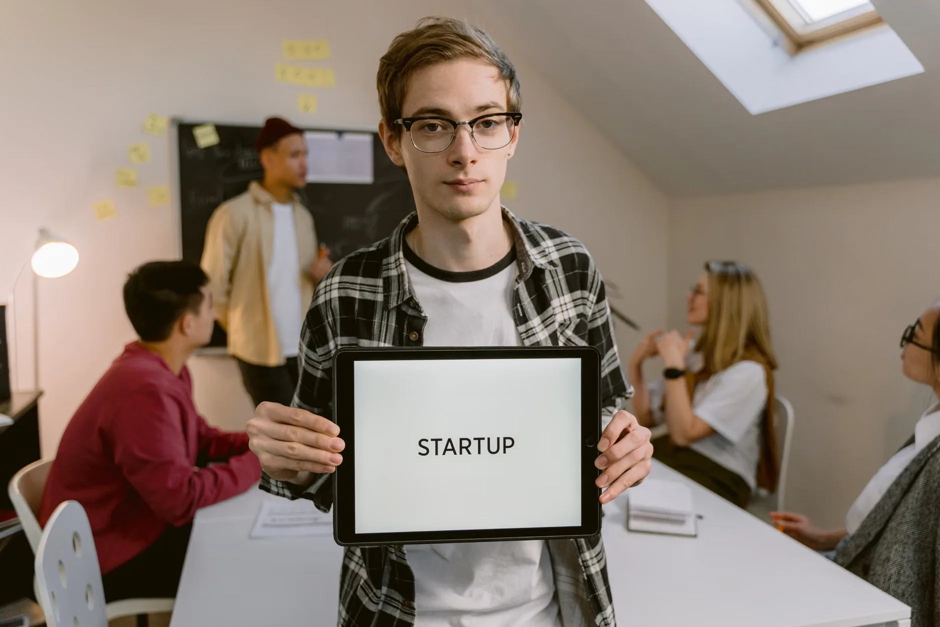 Self Made Live: Creative Industry Freelancers and Founders AMA