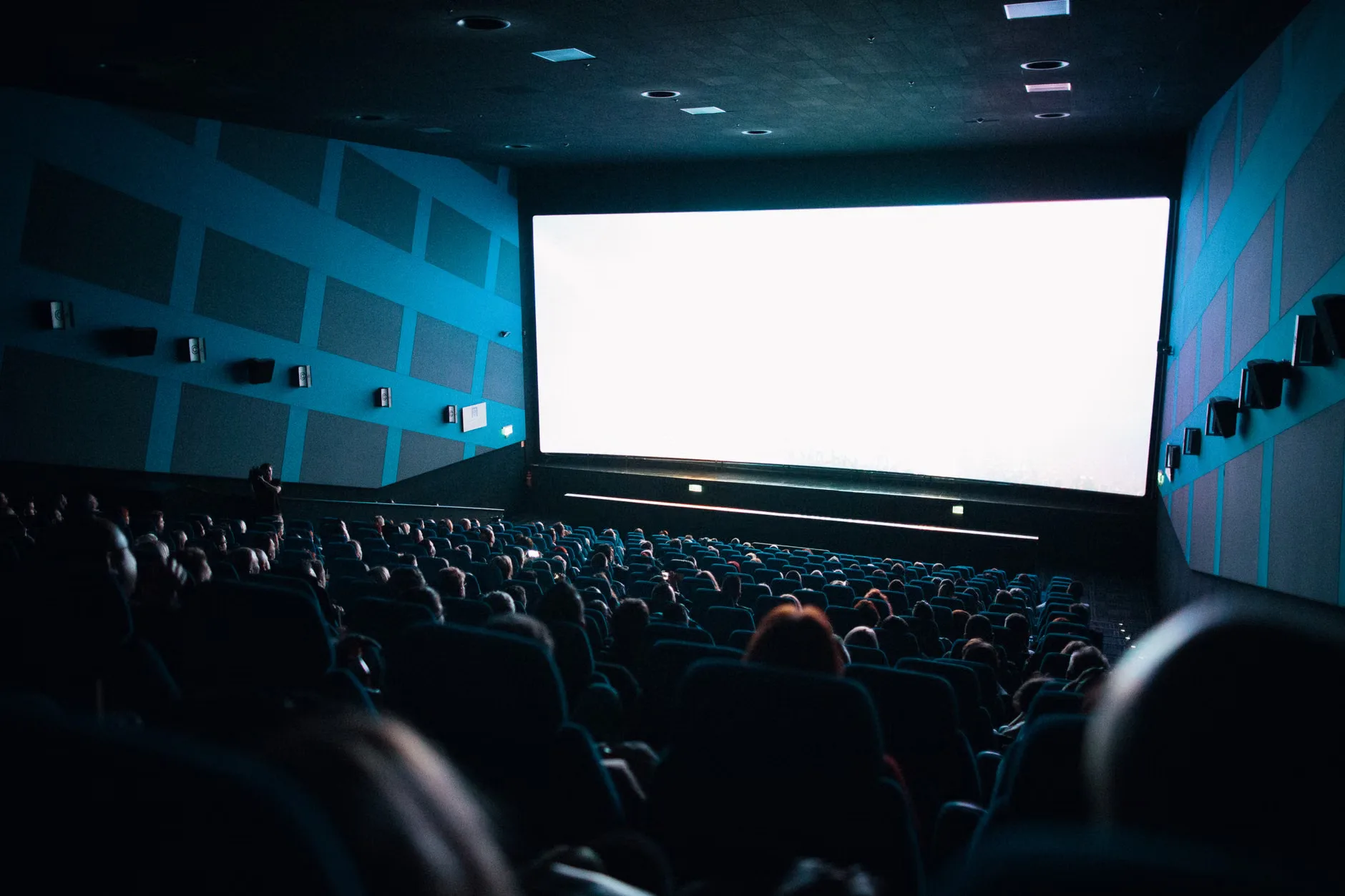 Club Screening - Turned Towards the Sun