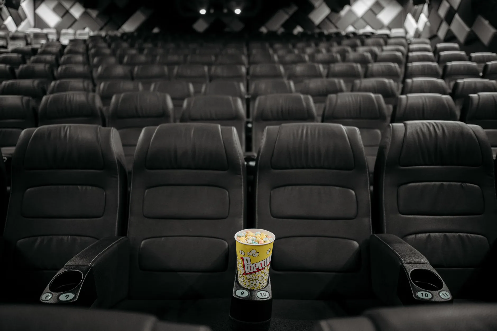 Scream Queens Cinema Club: The Texas Chainsaw Massacre at Vada Vada