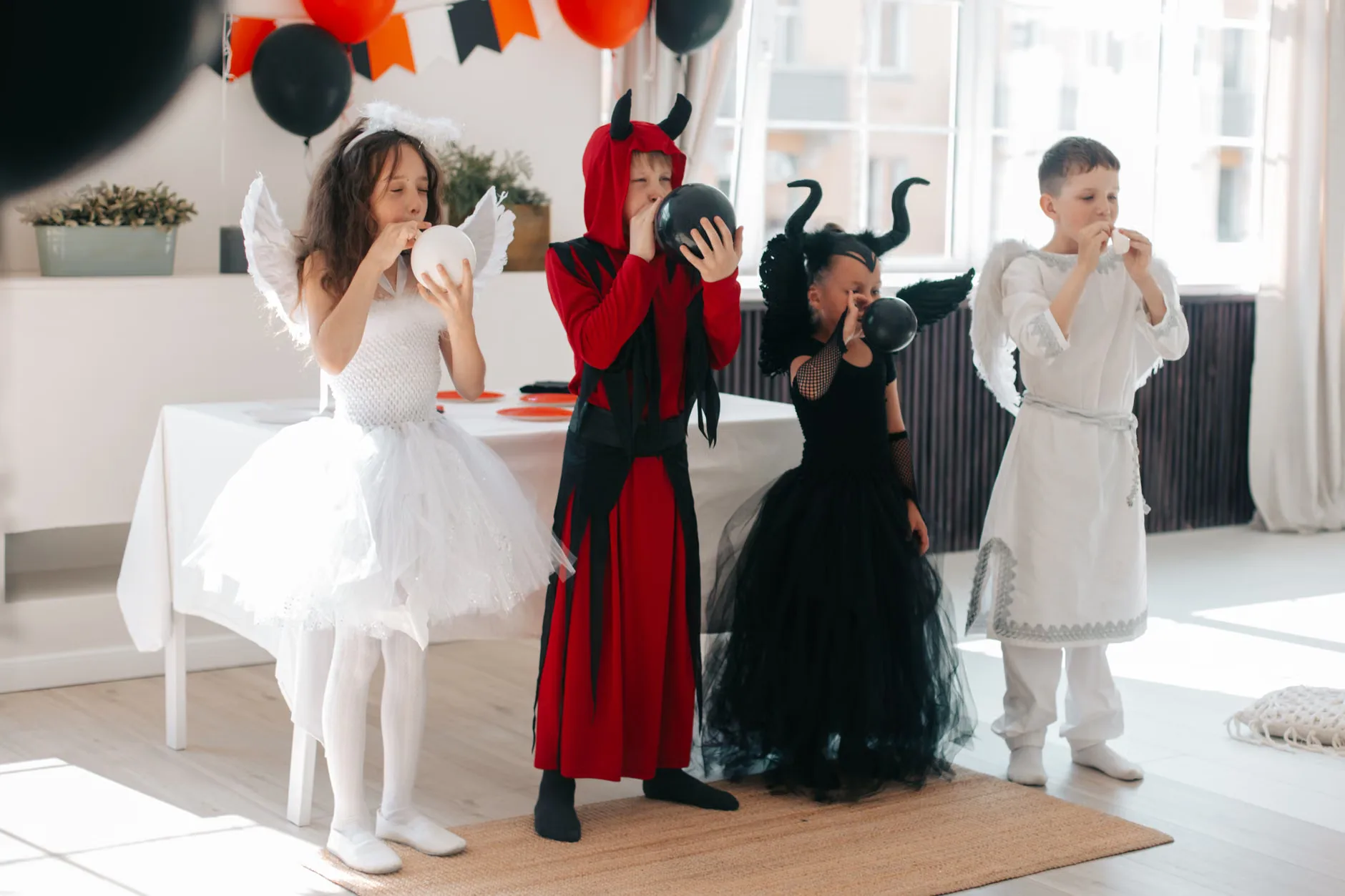 Alice In Chains Halloween Grunge Party