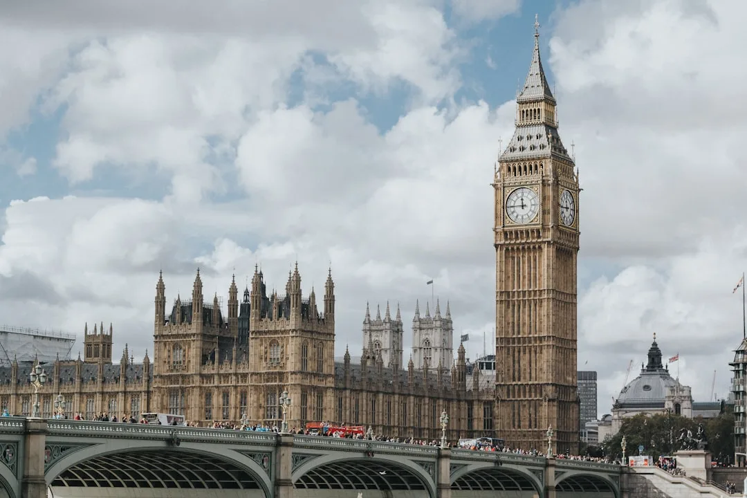 London: The Fun Tour with Live Theatre and Comedy