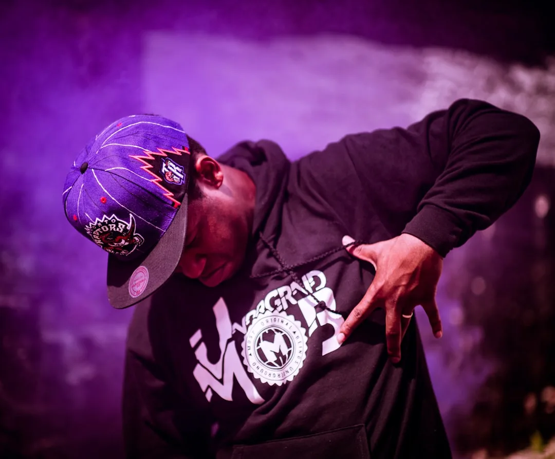 Mojo Brookzz Outta Pocket Tour