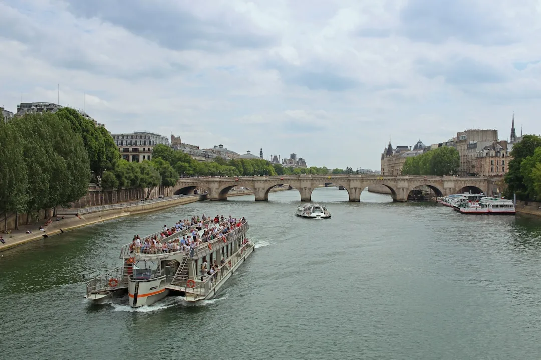 1-Hour Public Cruise