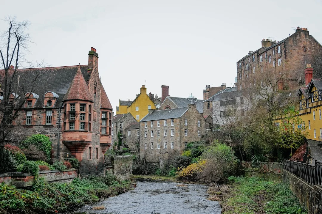Walk Dean Village, Circus Lane & the New town at Statue of Sir James Young Simpson