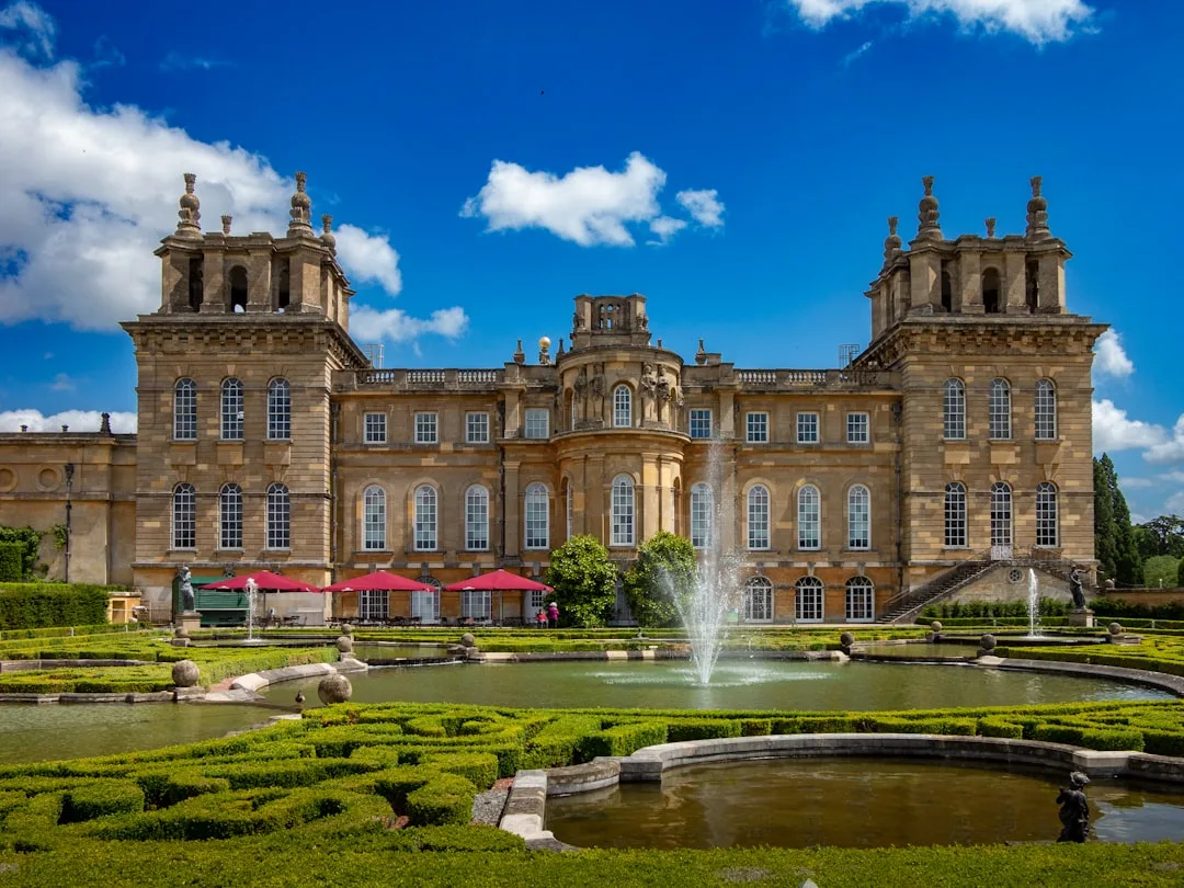 Blenheim Palace Guided Tour from Oxford- private tours