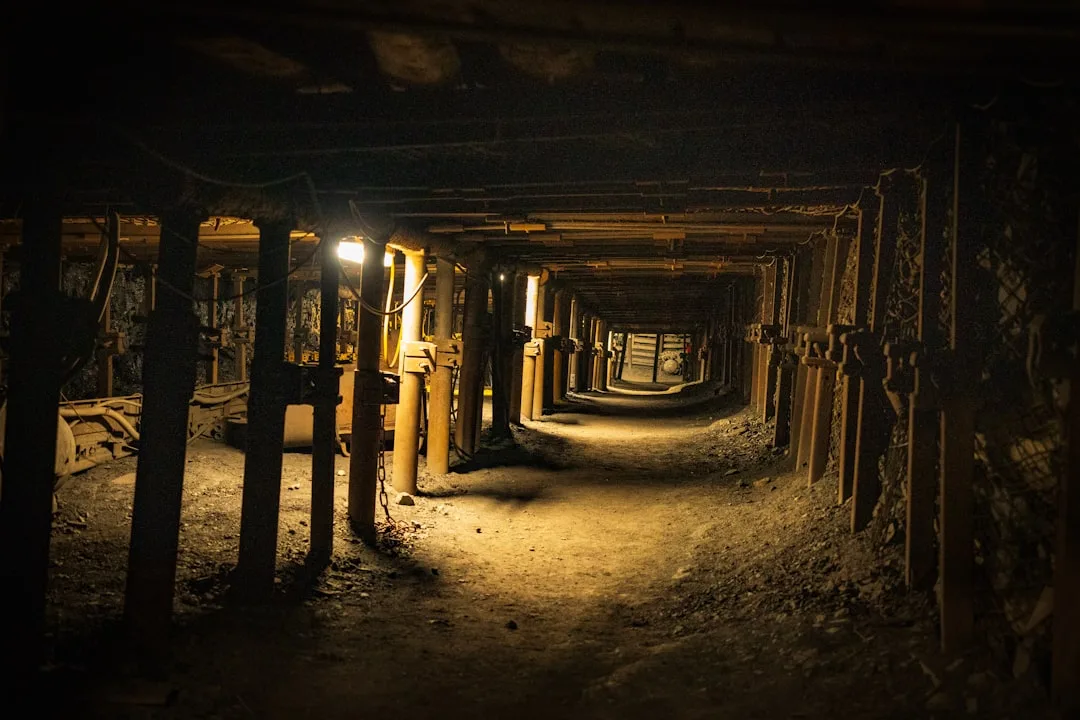 Extreme Paranormal Underground Ghost Tour in Edinburgh at 124 High St
