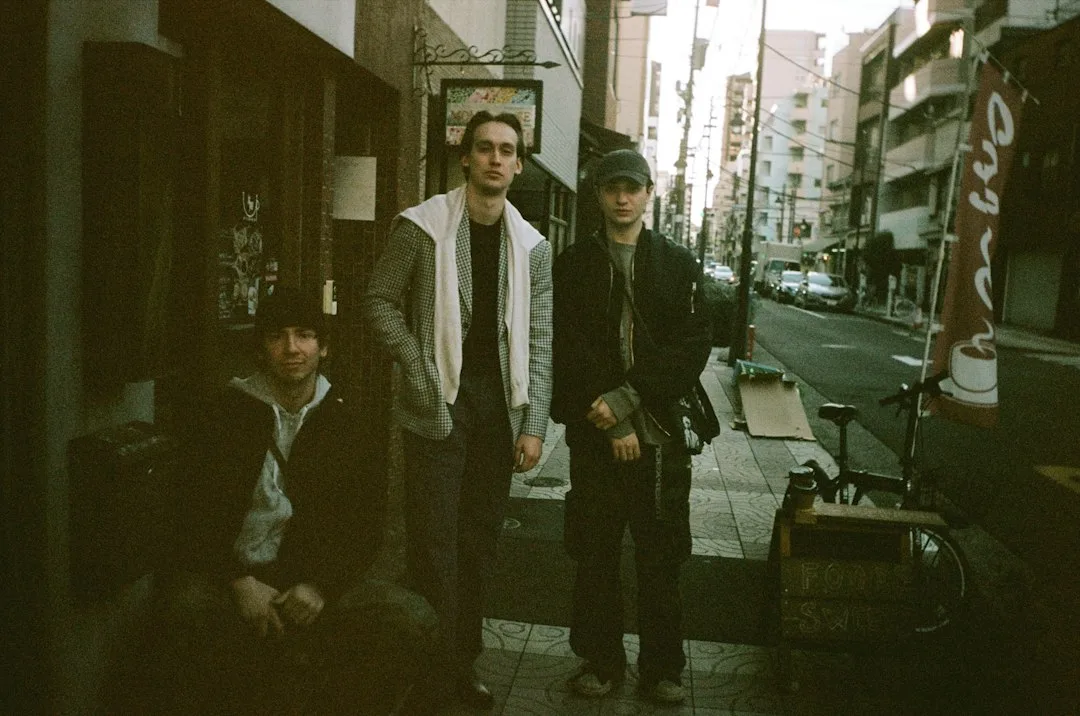 Oasis: Don't Look Back in Anger at Riverside Studios